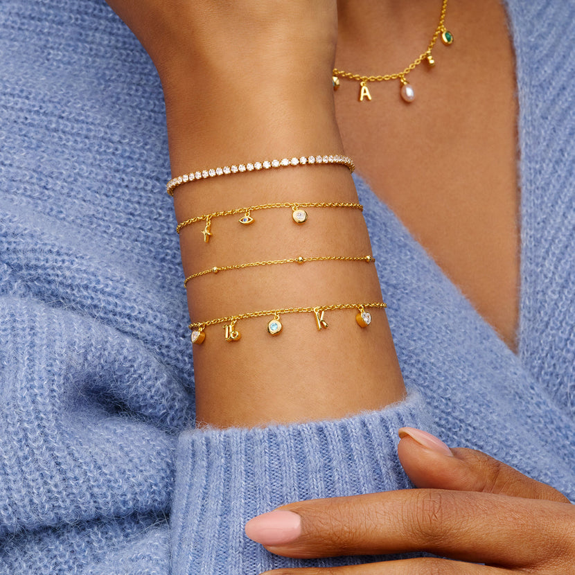 Made Mine Fine Charm Bracelet (Gold)