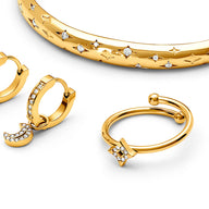 Moon and Back Star Ring (Gold)