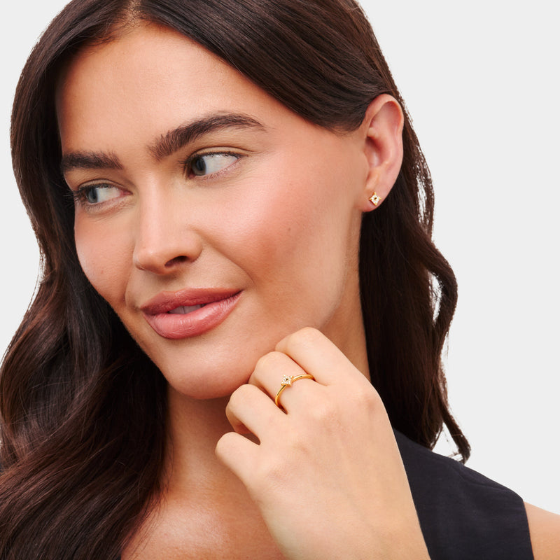 Moon and Back Star Ring (Gold)