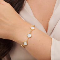 Pearl Clover Necklace & Bracelet Bundle (Gold)