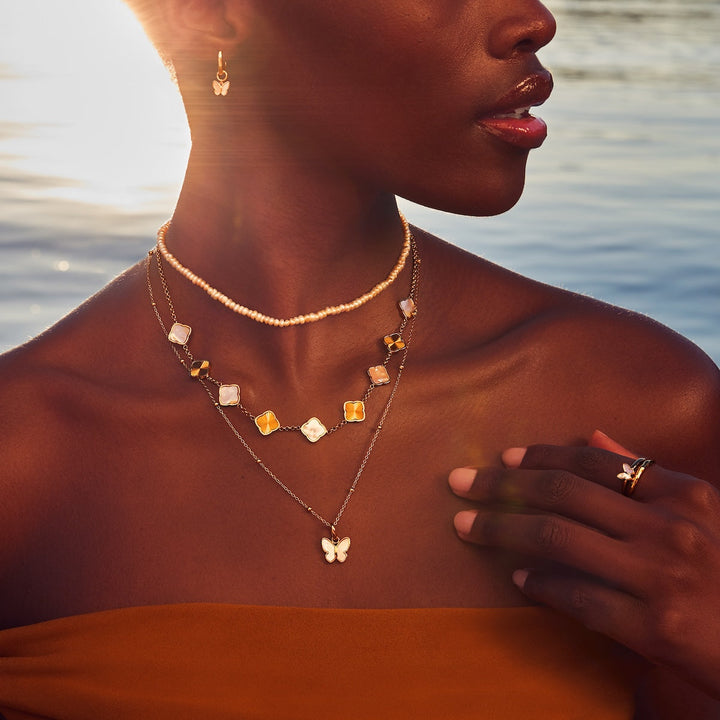 Pearl & Fluted Clover Necklace (Gold)