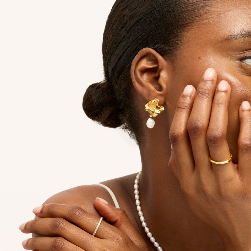 Molten Pearl Drop Earrings (Gold)