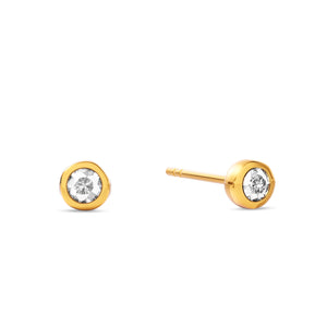 Fine White Topaz Stud Earrings (Gold)