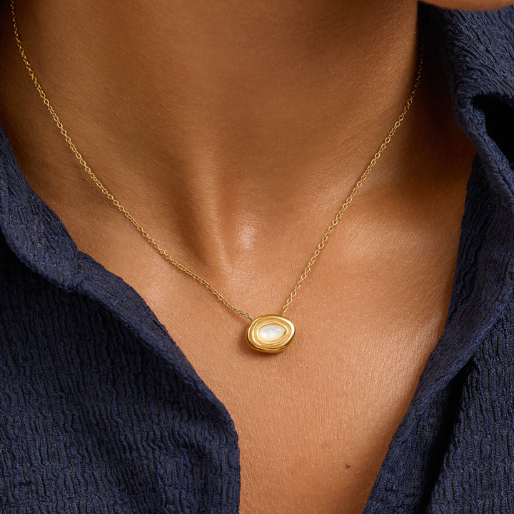 Pearl Molten Necklace (Gold)