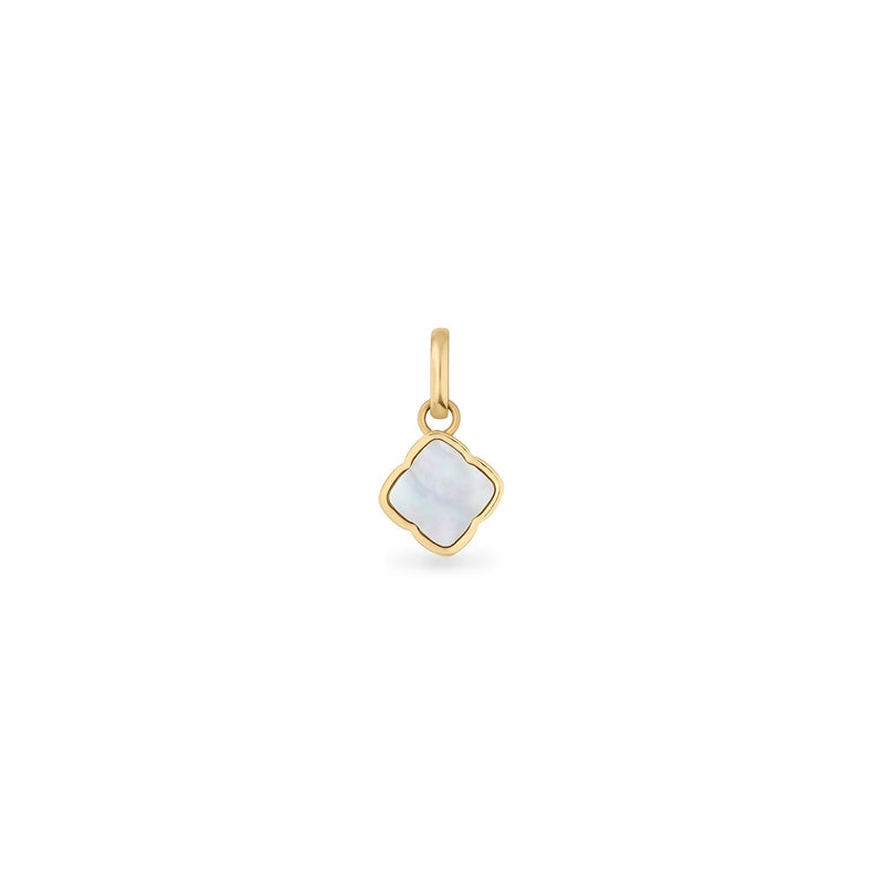Pearl Clover Pendant (Gold)