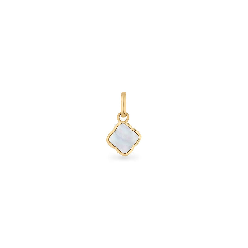 Pearl Clover Pendant (Gold)