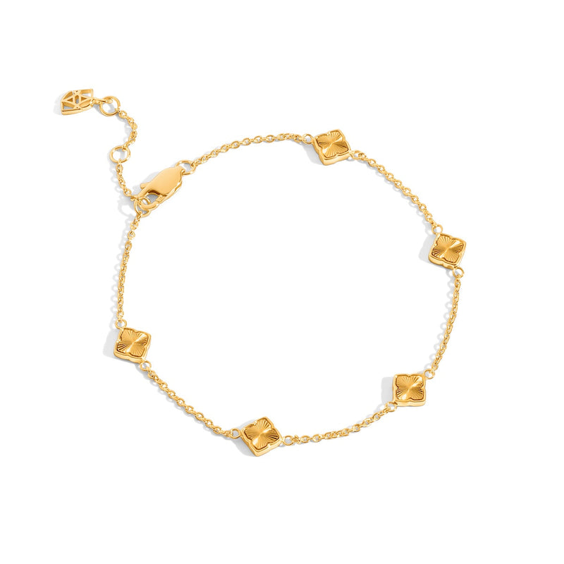 Fine Mini Fluted Multi Clover Bracelet (Gold)