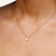 Mini Pearl Clover Necklace (Gold)
