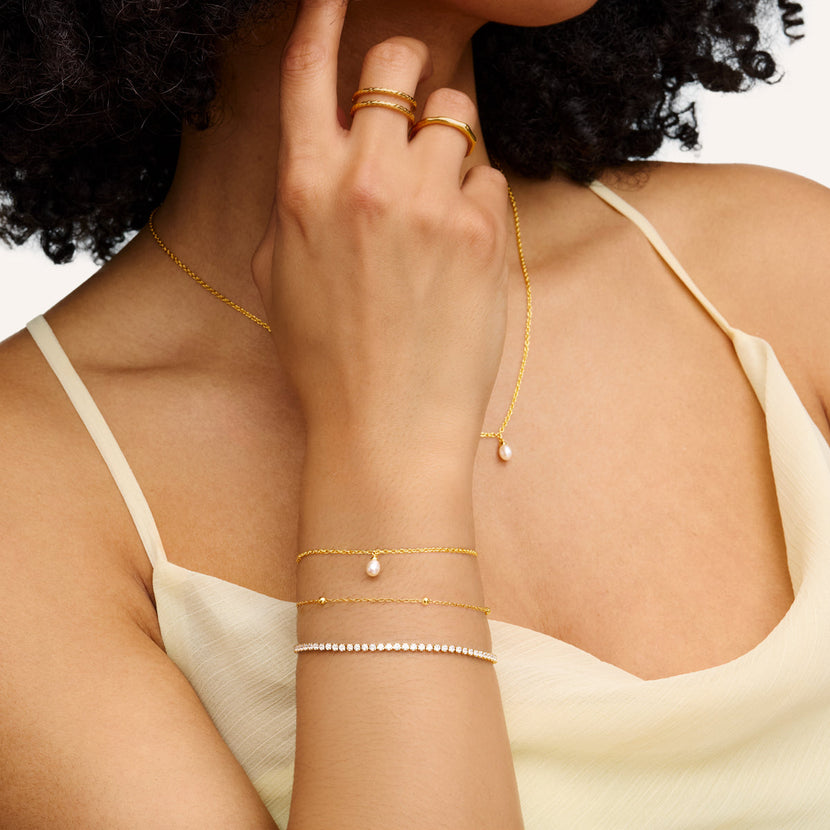 Fine Organic Pearl Bracelet (Gold)