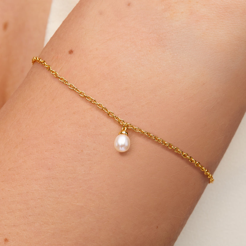 Fine Organic Pearl Bracelet Bridesmaid Gift Set (Gold)