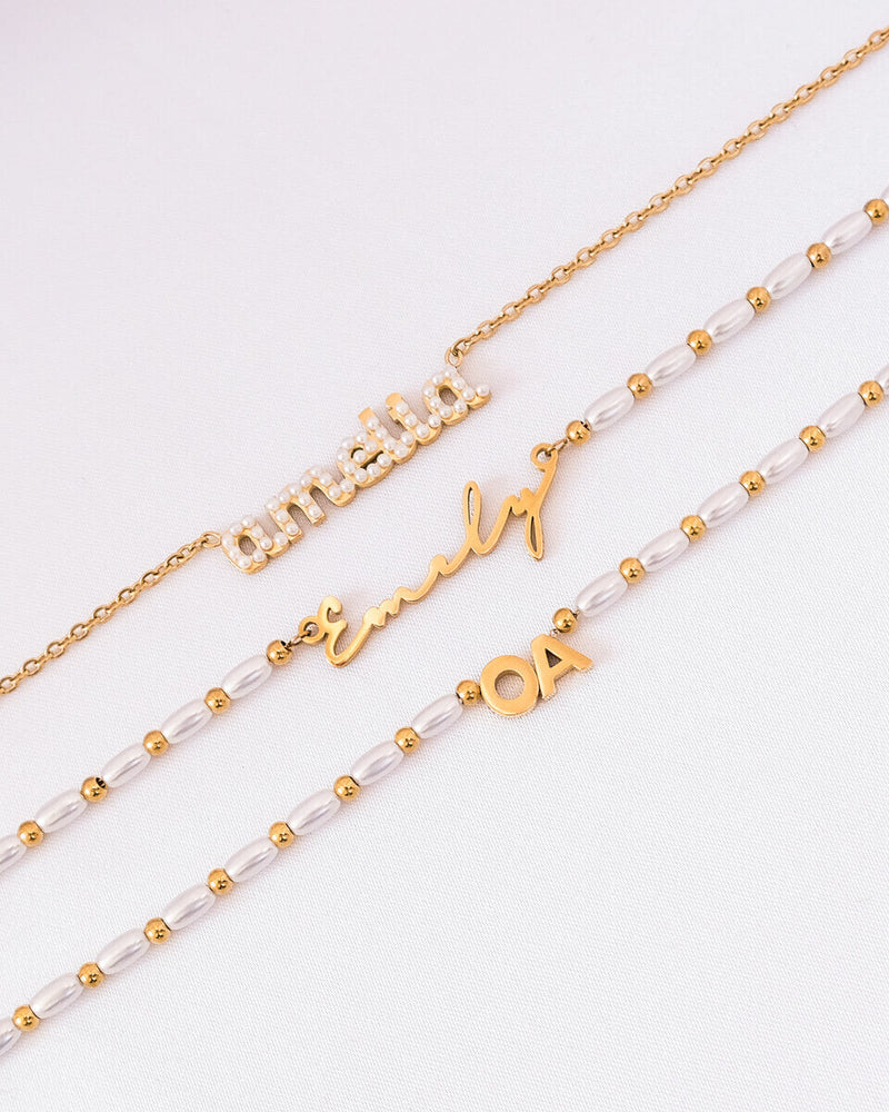 Mini Pearl Name Necklace (Gold)